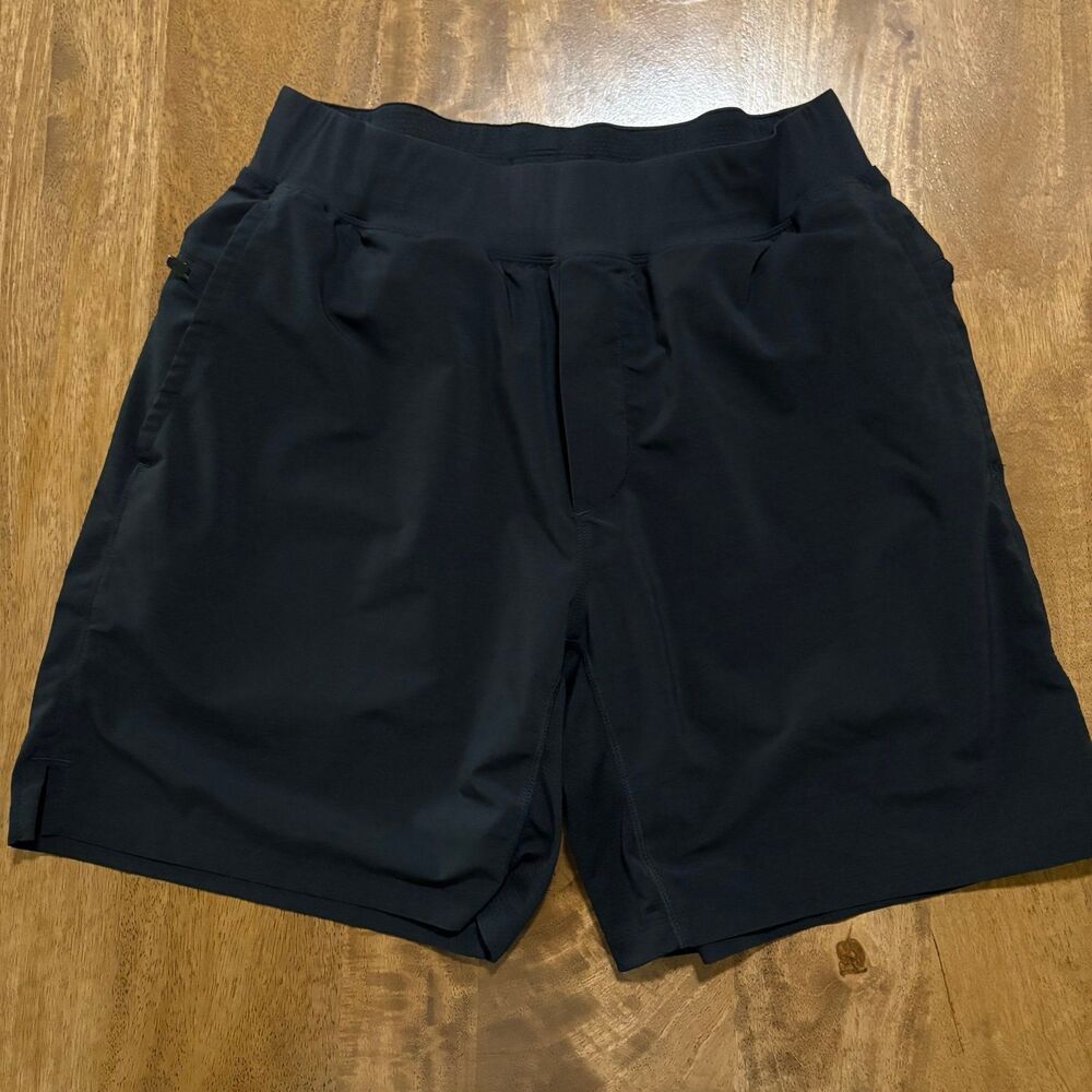 Fabletics Men’s Black Running Shorts Medium Polyester/Elastane
